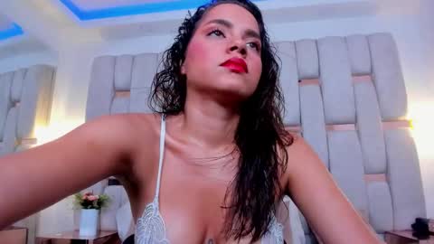 Noa online show from 11/25/25, 04:12