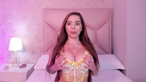   ambarsulliva  online show from 12/26/24, 11:43