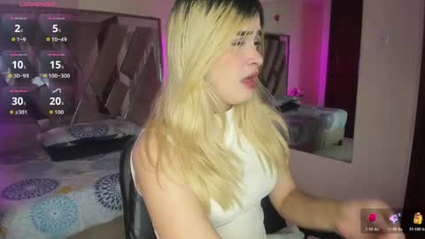 Snapshot of noa_cooperr chatting on 06/03/26, 01:36 noa online show from 06/03/26, 01:36