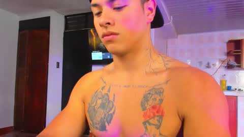 Snapshot of noah_223 chatting on 11/08/25, 03:34 noah_223 online show from 11/08/25, 03:34