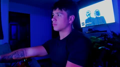 Snapshot of noah_223 chatting on 11/09/25, 03:38 noah_223 online show from 11/09/25, 03:38