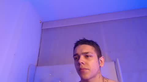 Snapshot of noah_and_kim69 chatting on 01/14/26, 03:12 Zoe online show from 01/14/26, 03:12