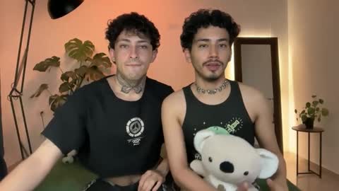 noah_and_steven online show from 05/13/26, 01:25
