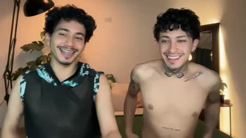 noah_and_steven online show from 05/22/26, 11:43