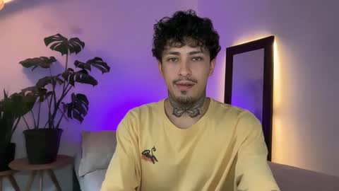 noah_and_steven online show from 05/30/26, 02:25