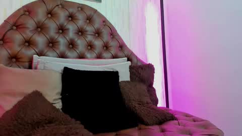 Noah Blake online show from 09/26/25, 02:59