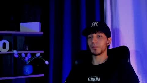 Snapshot of noah_brigth chatting on 10/30/25, 01:51 Noah Brigth online show from 10/30/25, 01:51