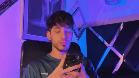 Snapshot of noah_brigth chatting on 12/02/25, 03:56 Noah Brigth online show from 12/02/25, 03:56