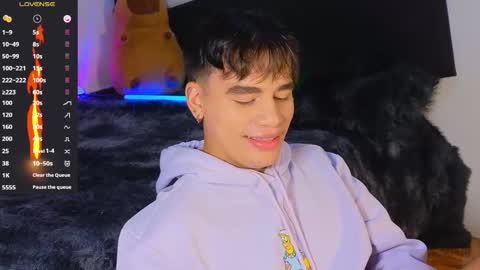 Snapshot of noah_coleman__ chatting on 10/18/25, 12:57 NOAH online show from 10/18/25, 12:57