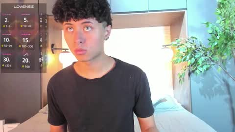 noah_dupont_ online show from 09/14/25, 08:19