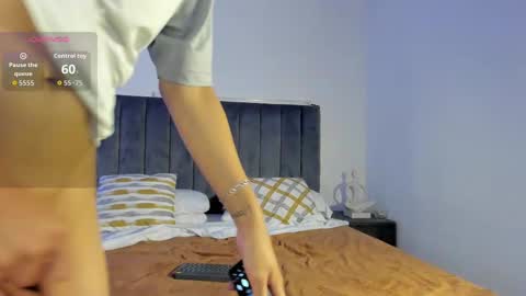 Snapshot of noah_jayden chatting on 10/09/25, 07:01 Noah Jayden online show from 10/09/25, 07:01