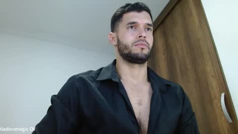 Noah online show from 10/31/25, 11:22