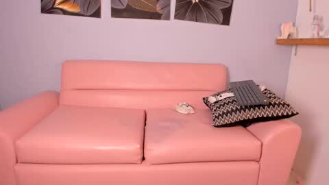 Snapshot of noah_katz chatting on 11/16/25, 02:50 Noah online show from 11/16/25, 02:50