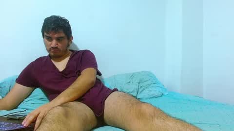 noah_meyer_ online show from 11/25/25, 02:44