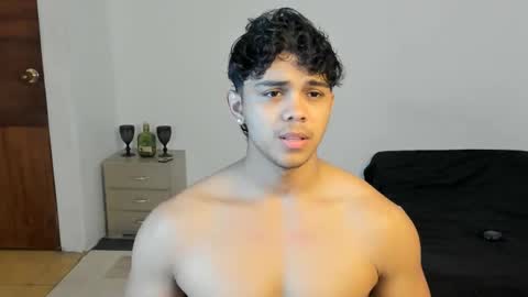luis navas online show from 07/12/26, 11:07