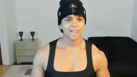 luis navas online show from 08/04/26, 04:37