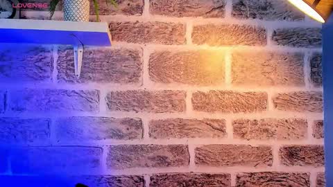    online show from 10/06/25, 12:35