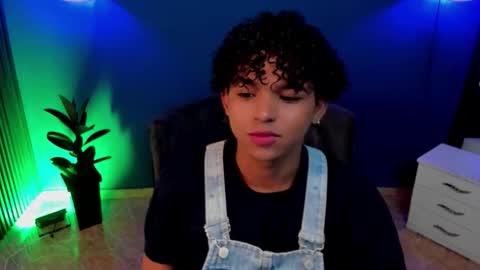 noah_smith04 online show from 10/20/25, 12:16