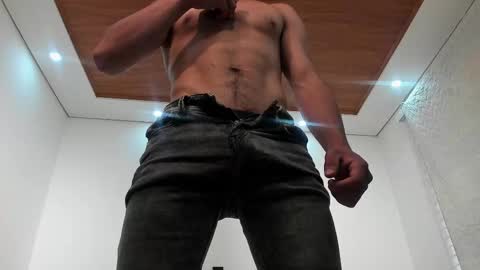 LIAM- noah online show from 11/17/25, 01:06