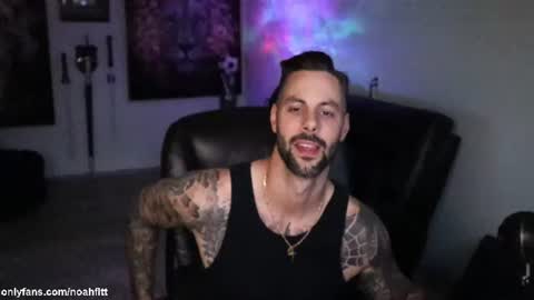 Noah Fitt online show from 07/17/26, 01:56