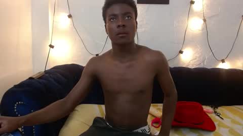 Snapshot of noahjhonson69 chatting on 12/03/25, 09:35 noah online show from 12/03/25, 09:35