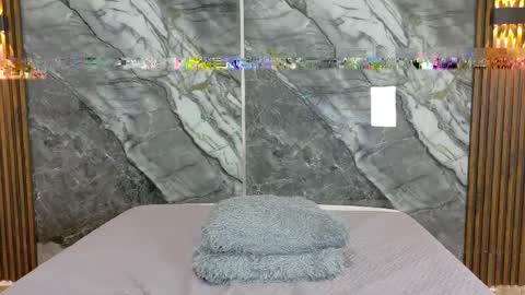 Snapshot of noahwalker__ chatting on 05/11/26, 04:04 online show from 05/11/26, 04:04