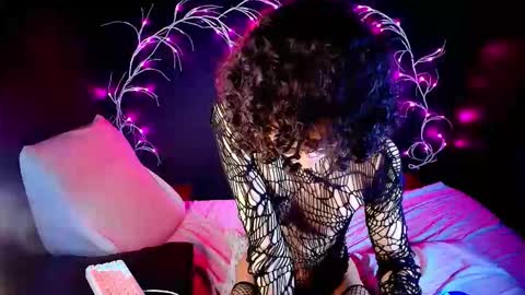 Snapshot of noahxtar chatting on 10/12/25, 09:08 Noah Xtar online show from 10/12/25, 09:08