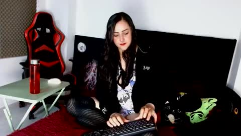 Noamartin online show from 06/10/26, 02:45