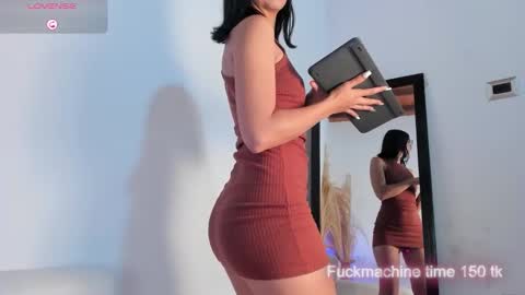 Noami Rose  online show from 11/21/25, 01:37