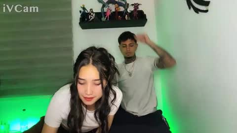 Snapshot of nocturnallovers_ss chatting on 11/26/25, 02:45 Jean Y Isa online show from 11/26/25, 02:45