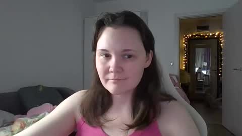 Snapshot of nodarell chatting on 11/25/25, 03:56 nodarell online show from 11/25/25, 03:56