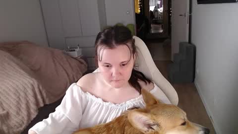 Snapshot of nodarell chatting on 11/28/25, 02:42 nodarell online show from 11/28/25, 02:42