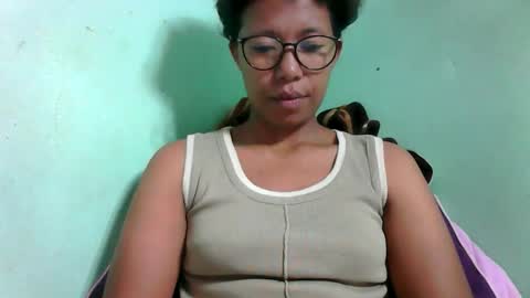 Snapshot of noella711128 chatting on 11/03/25, 03:30 noella711128 online show from 11/03/25, 03:30