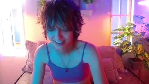 CALL ME APRIL  online show from 10/07/25, 01:41