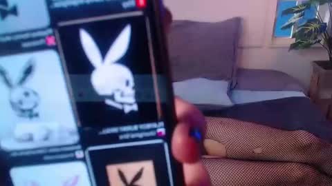 CALL ME APRIL  online show from 10/22/25, 01:33