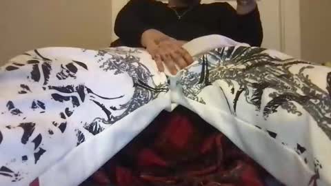 nofacenelly online show from 12/21/25, 02:08