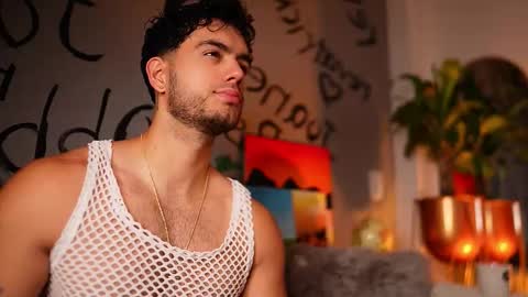 Snapshot of noha_miler chatting on 11/07/25, 07:47 kevin online show from 11/07/25, 07:47