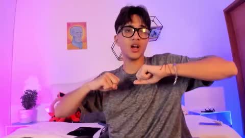 Snapshot of noha_natan chatting on 10/18/25, 11:44 noha_natan online show from 10/18/25, 11:44