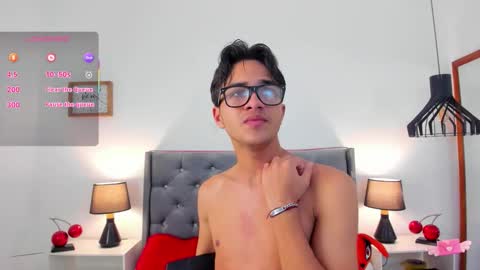 Snapshot of noha_natan chatting on 11/15/25, 12:02 noha_natan online show from 11/15/25, 12:02