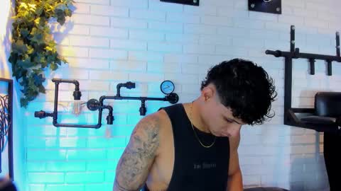 Snapshot of nohanhunter chatting on 10/14/25, 12:06 nohanhunter online show from 10/14/25, 12:06