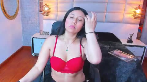  Nohemi   online show from 12/21/25, 07:54