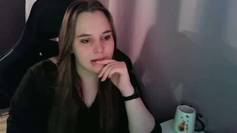 Snapshot of noir_ember_ chatting on 10/16/25, 12:17 noir_ember_ online show from 10/16/25, 12:17