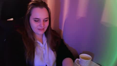 Snapshot of noir_ember_ chatting on 10/28/25, 02:20 noir_ember_ online show from 10/28/25, 02:20