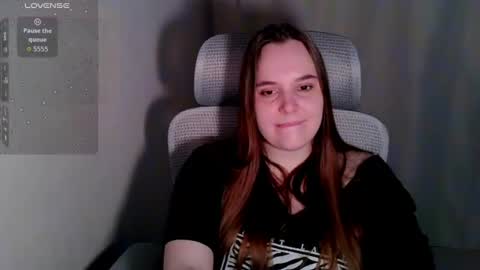 noir_ember_ online show from 07/28/26, 06:20