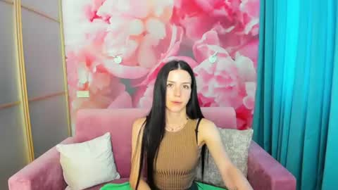 NoirDiva online show from 06/26/26, 06:51