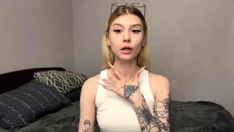 Sofia online show from 06/04/26, 10:10