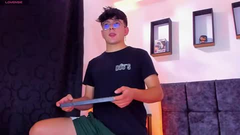 Nolan  online show from 10/08/25, 07:22