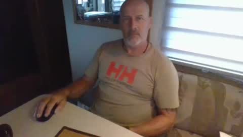 Snapshot of nomadfreedom chatting on 12/04/24, 01:42 nomadfreedom online show from 12/04/24, 01:42