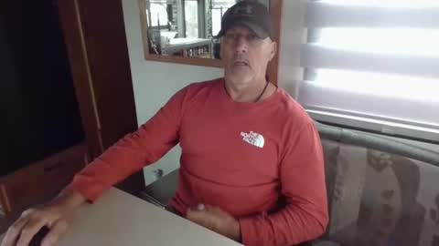 Snapshot of nomadfreedom chatting on 12/08/24, 06:39 nomadfreedom online show from 12/08/24, 06:39