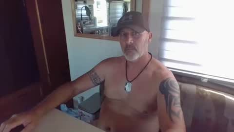 Snapshot of nomadfreedom chatting on 12/18/24, 08:36 nomadfreedom online show from 12/18/24, 08:36